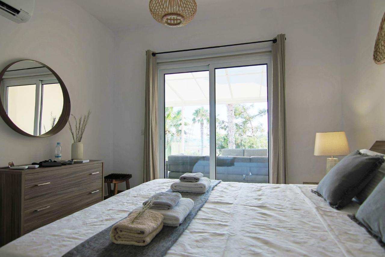 Ferienwohnung Phaedrus Living Seaview Luxury Flat Limnaria 153 Paphos Exterior foto
