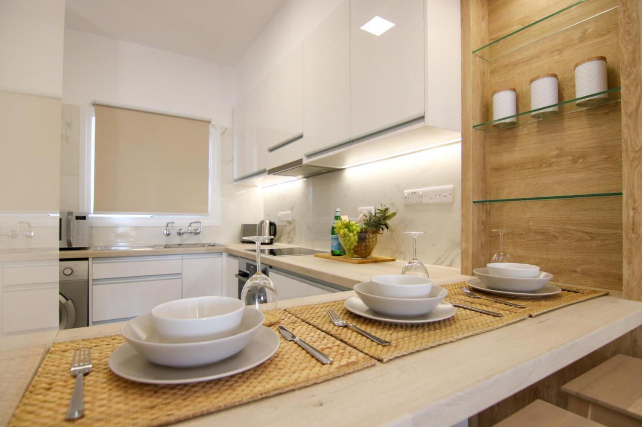 Ferienwohnung Phaedrus Living Seaview Luxury Flat Limnaria 153 Paphos Exterior foto