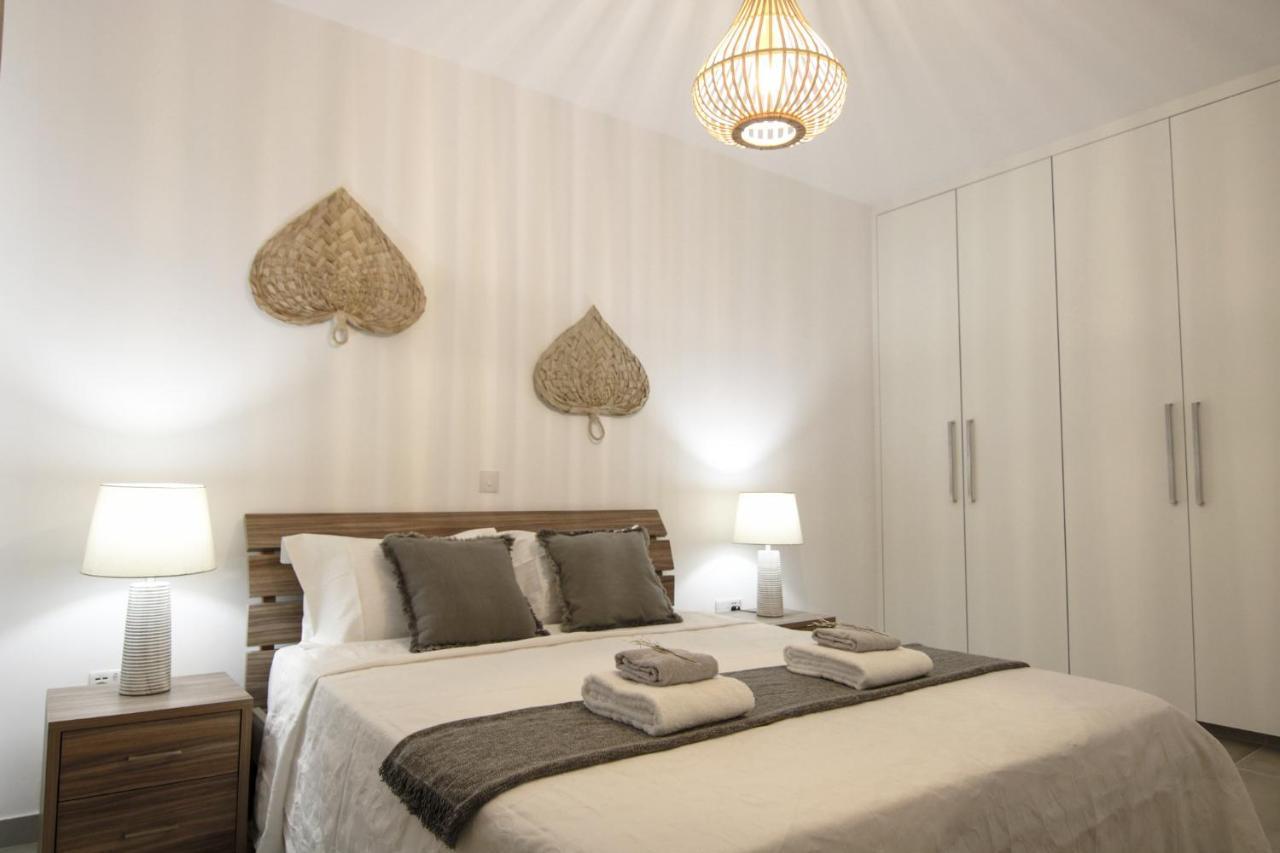 Ferienwohnung Phaedrus Living Seaview Luxury Flat Limnaria 153 Paphos Exterior foto